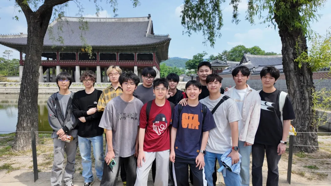 世纪英才「首尔双轨之旅:名校对话与青春漫游」韩国研学活动顺利收官 (5).jpg
